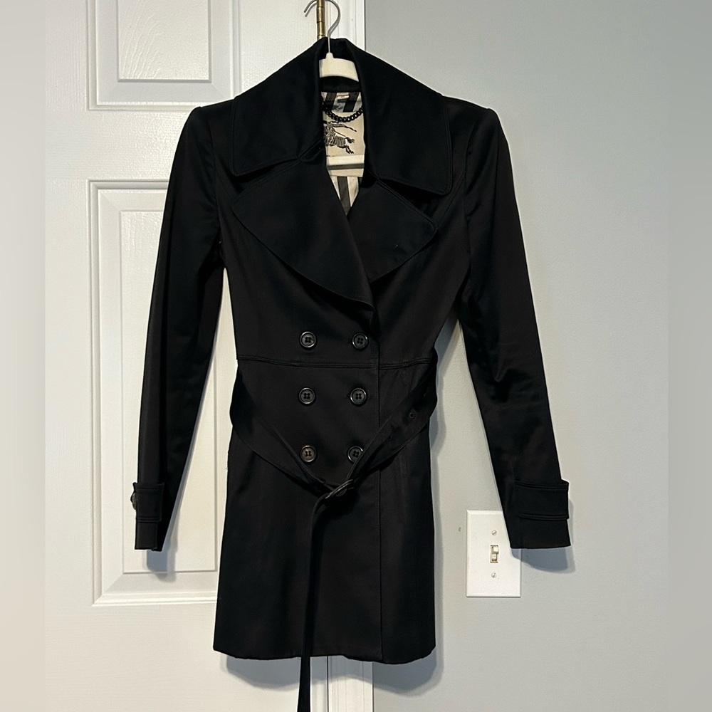Burberry black trench coat - Picture 2 of 7
